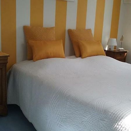 Chez Veronique Apartment Anguerny Екстериор снимка
